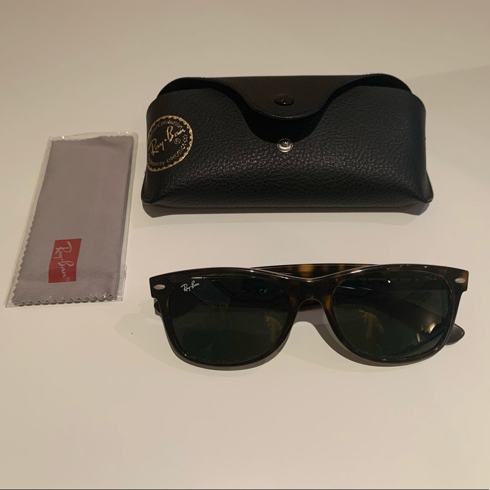 AUTHENTIC Ray-Ban New Wayfarer - Tortoise (Brown/Black) RB2132 902 with …